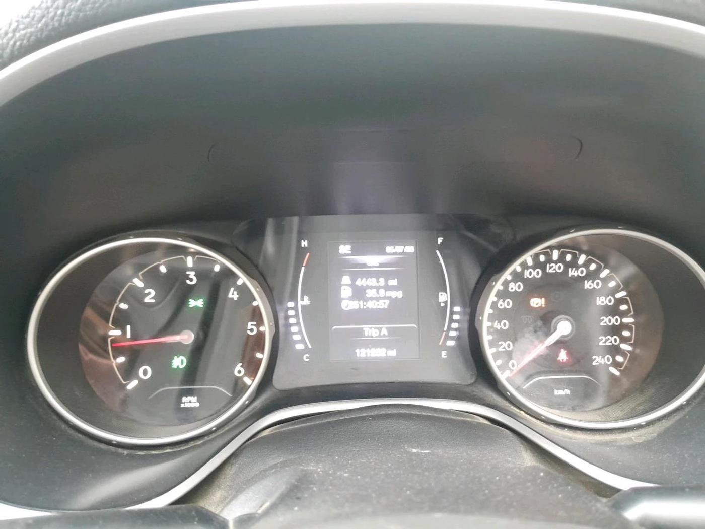 2017 Jeep Compass LIMITED 2.0 DIESEL, Diesel, Manual, 1,21,252 km, interior