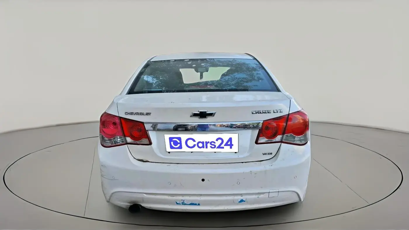 2015 Chevrolet Cruze LTZ, Diesel, Manual, 7,50,001 km, exterior