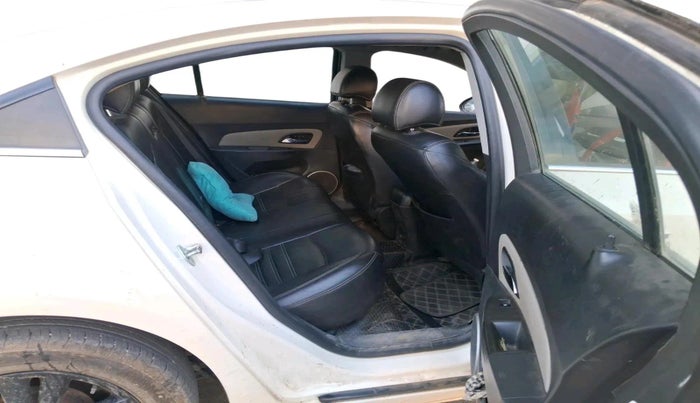 2015 Chevrolet Cruze LTZ, Diesel, Manual, 7,50,001 km, interior