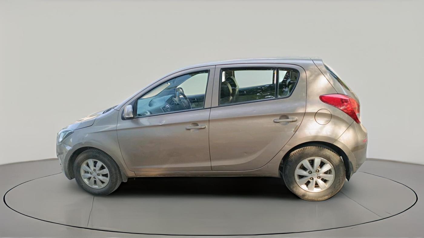 2013 Hyundai i20 SPORTZ 1.4 CRDI, Diesel, Manual, 68,559 km, exterior
