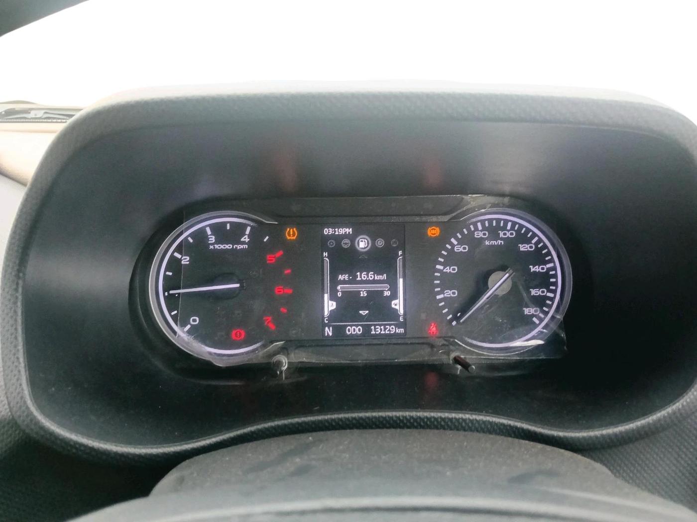 2023 Mahindra BOLERO NEO N10 R, Diesel, Manual, 13,129 km, interior