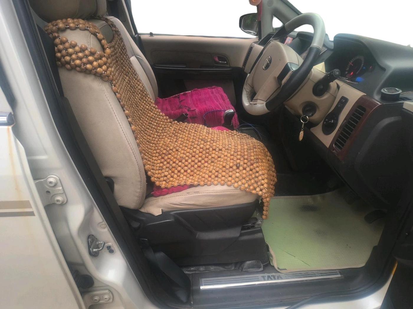 2014 Tata Aria PURE 4X2, Diesel, Manual, 2,86,141 km, interior