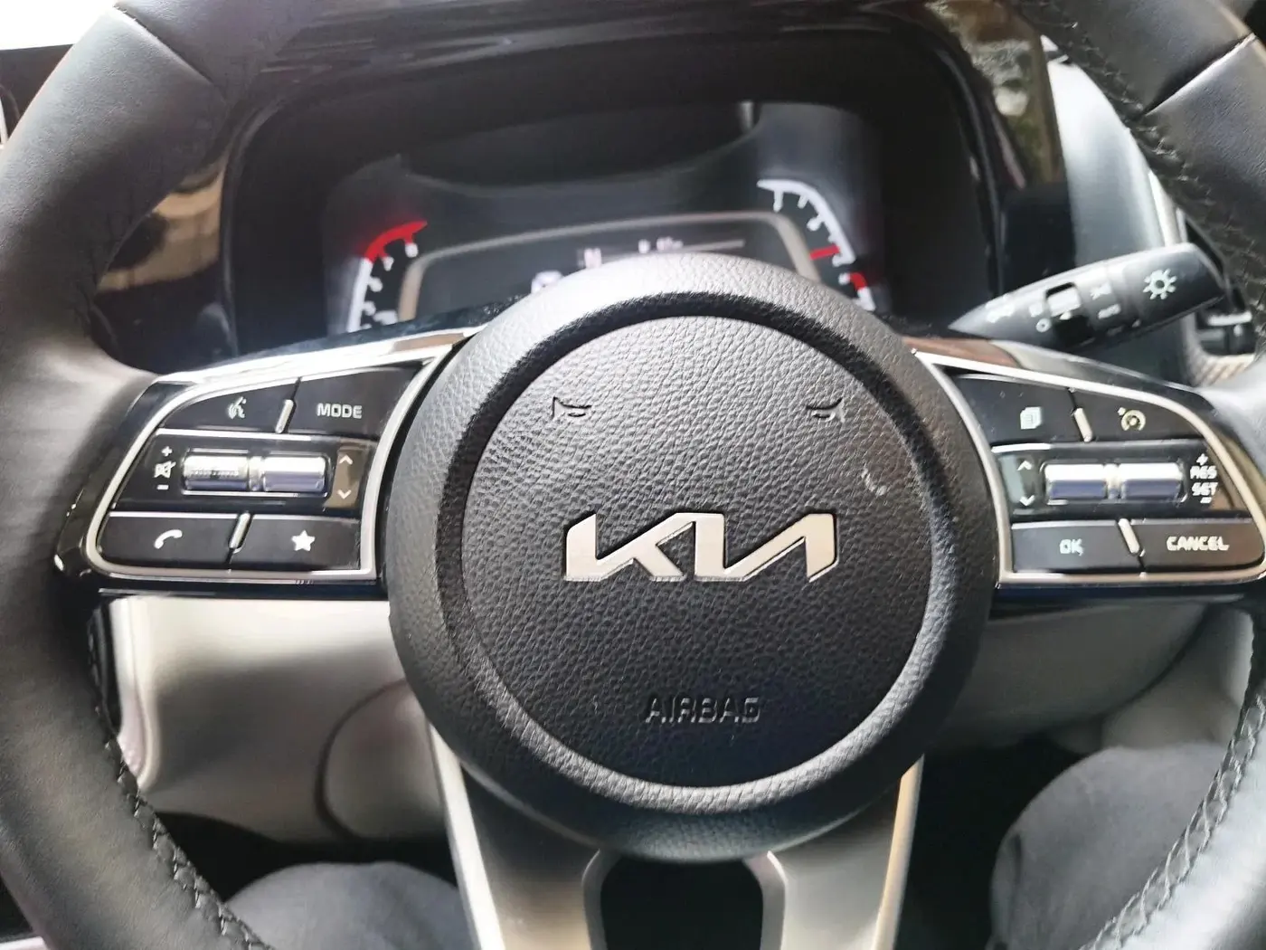 2022 KIA SONET HTX 1.0 IMT, Petrol, Manual, 17,840 km, interior