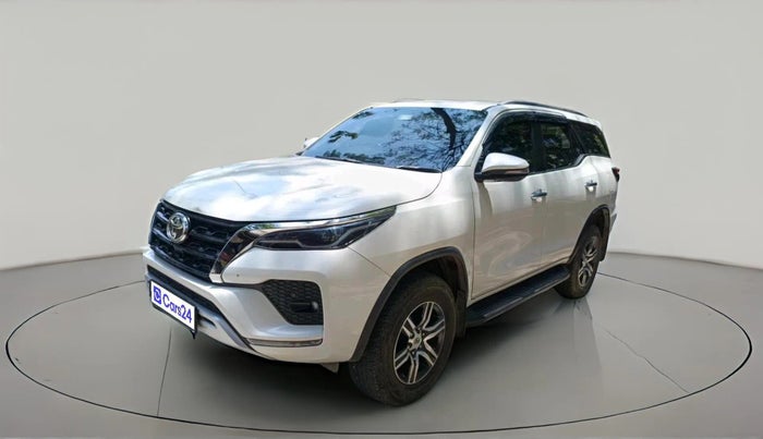 2022 Toyota Fortuner 4X2 AT 2.8 DIESEL, Diesel, Automatic, 31,047 km, exterior