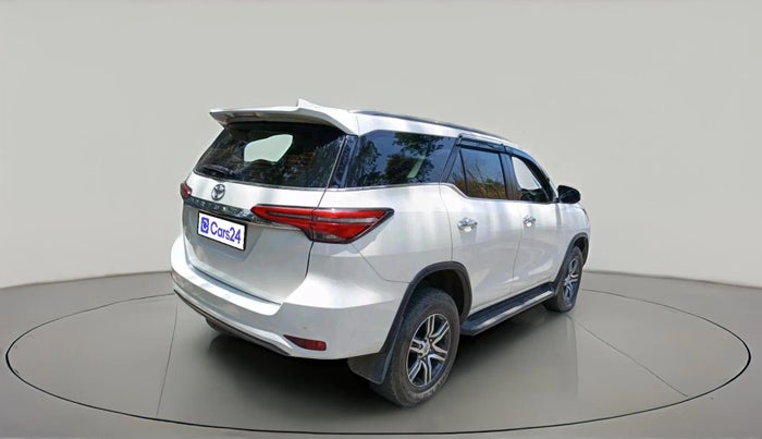 2022 Toyota Fortuner 4X2 AT 2.8 DIESEL, Diesel, Automatic, 31,047 km, exterior
