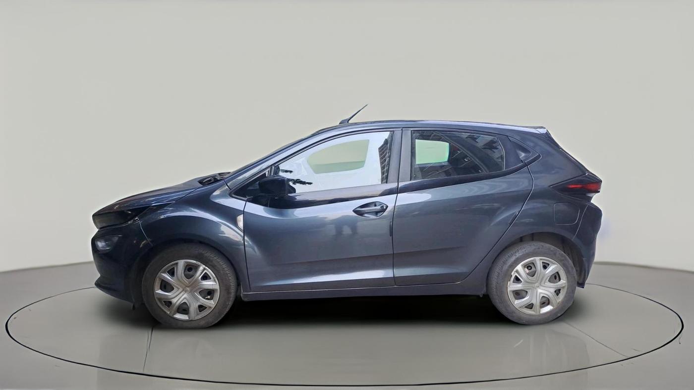 2020 Tata ALTROZ XT DIESEL, Diesel, Manual, 31,500 km, exterior