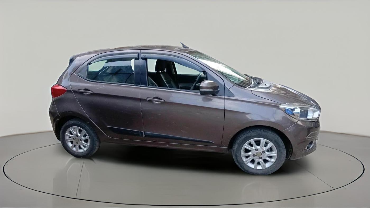 2018 Tata Tiago XZA PETROL, Petrol, Automatic, 55,715 km, exterior