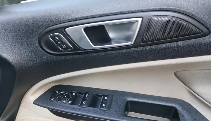 2019 Ford Ecosport TITANIUM + 1.5L DIESEL, Diesel, Manual, 1,22,722 km, interior