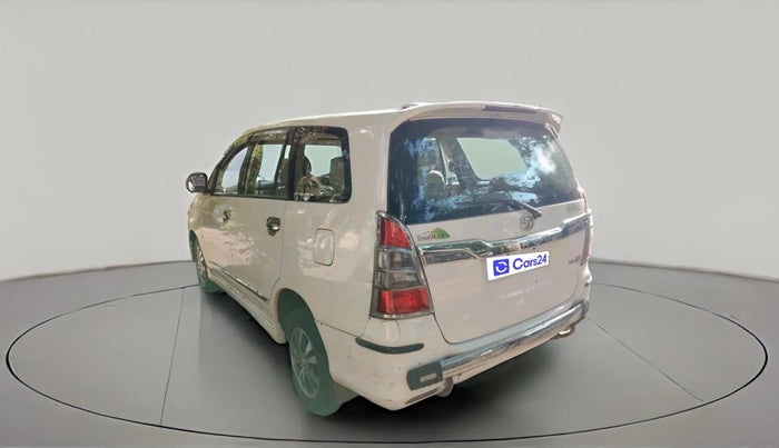 2015 Toyota Innova 2.5 VX 8 STR, Diesel, Manual, 2,47,756 km, exterior