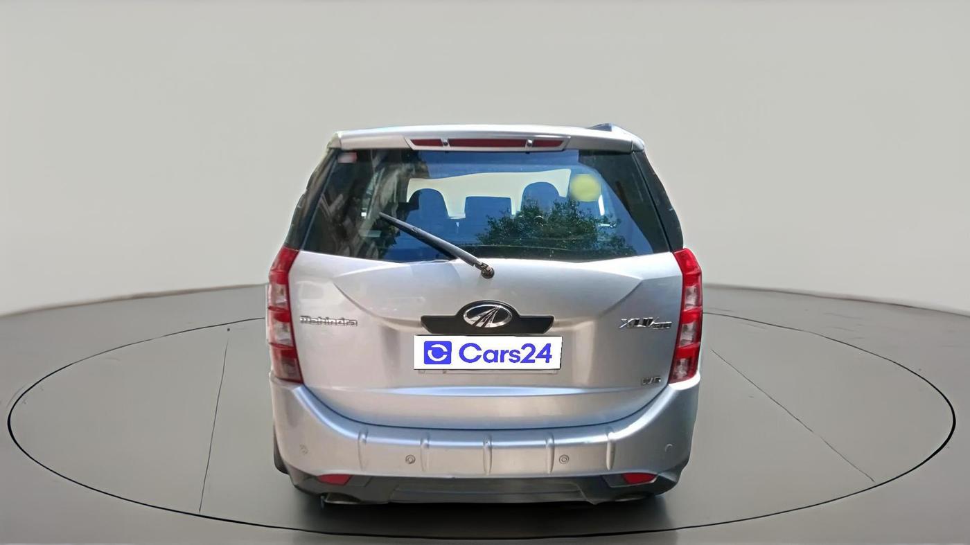 2015 Mahindra XUV500 W6, Diesel, Manual, 81,188 km, exterior