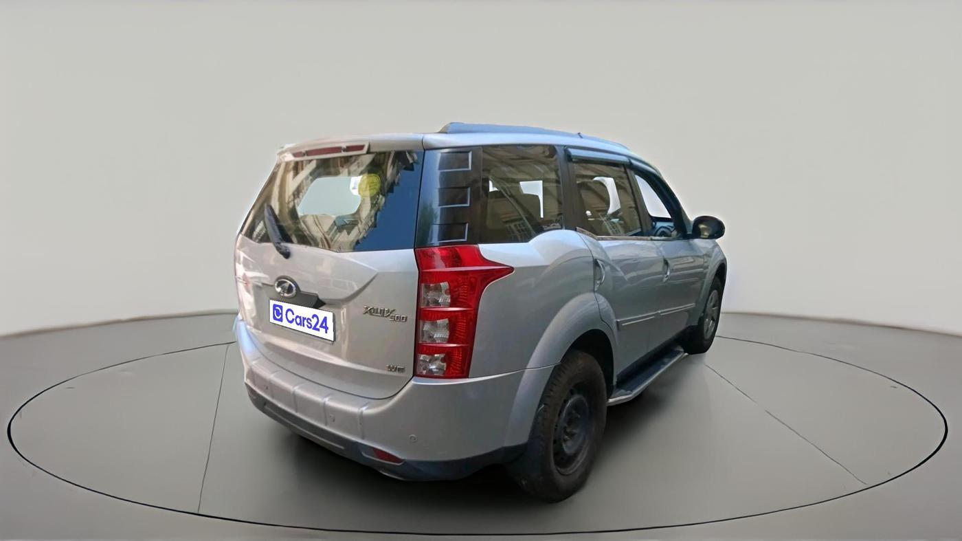 2015 Mahindra XUV500 W6, Diesel, Manual, 81,188 km, exterior