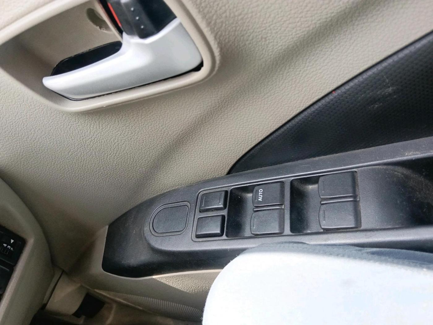 2014 Maruti Celerio VXI CNG, CNG, Manual, 87,458 km, interior