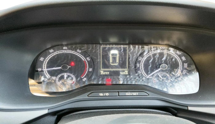 2023 Skoda KUSHAQ AMBITION 1.0L TSI MT, Petrol, Manual, 25,777 km, interior