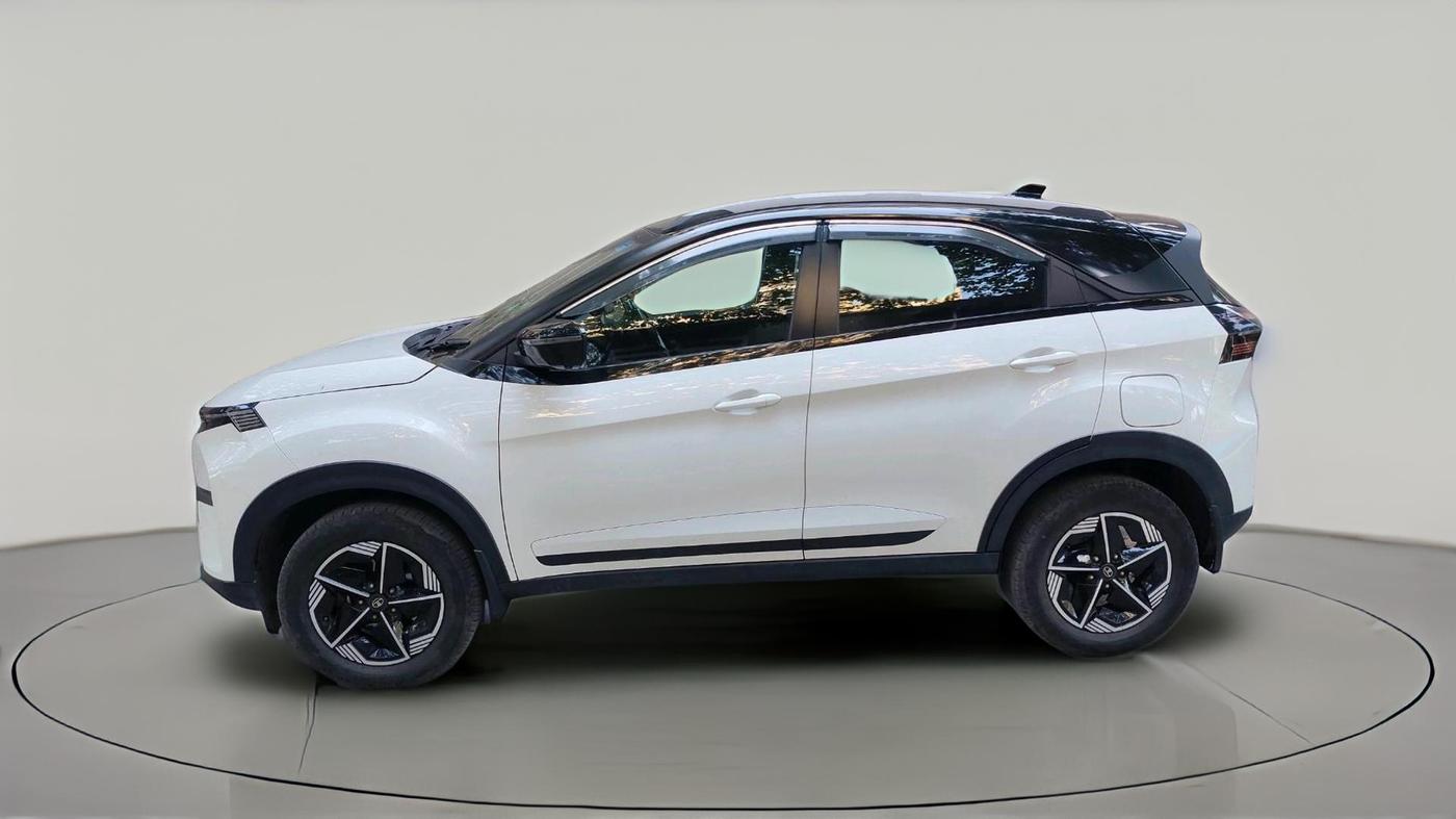 2024 Tata NEXON FEARLESS + S P MT, Petrol, Manual, 29,362 km, exterior