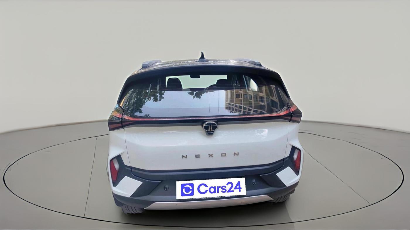 2024 Tata NEXON FEARLESS + S P MT, Petrol, Manual, 29,362 km, exterior