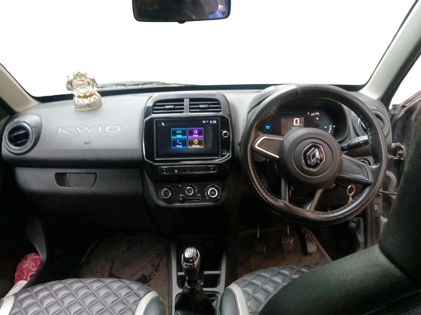 2022 Renault Kwid RXT 1.0, Petrol, Manual, 36,034 km, interior
