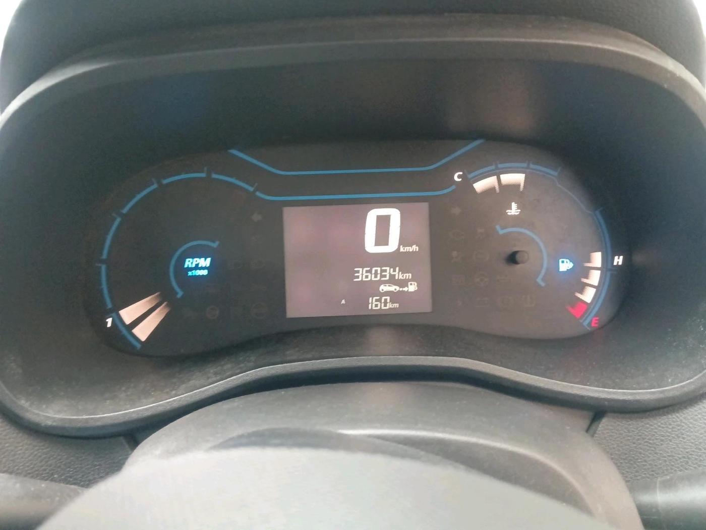 2022 Renault Kwid RXT 1.0, Petrol, Manual, 36,034 km, interior