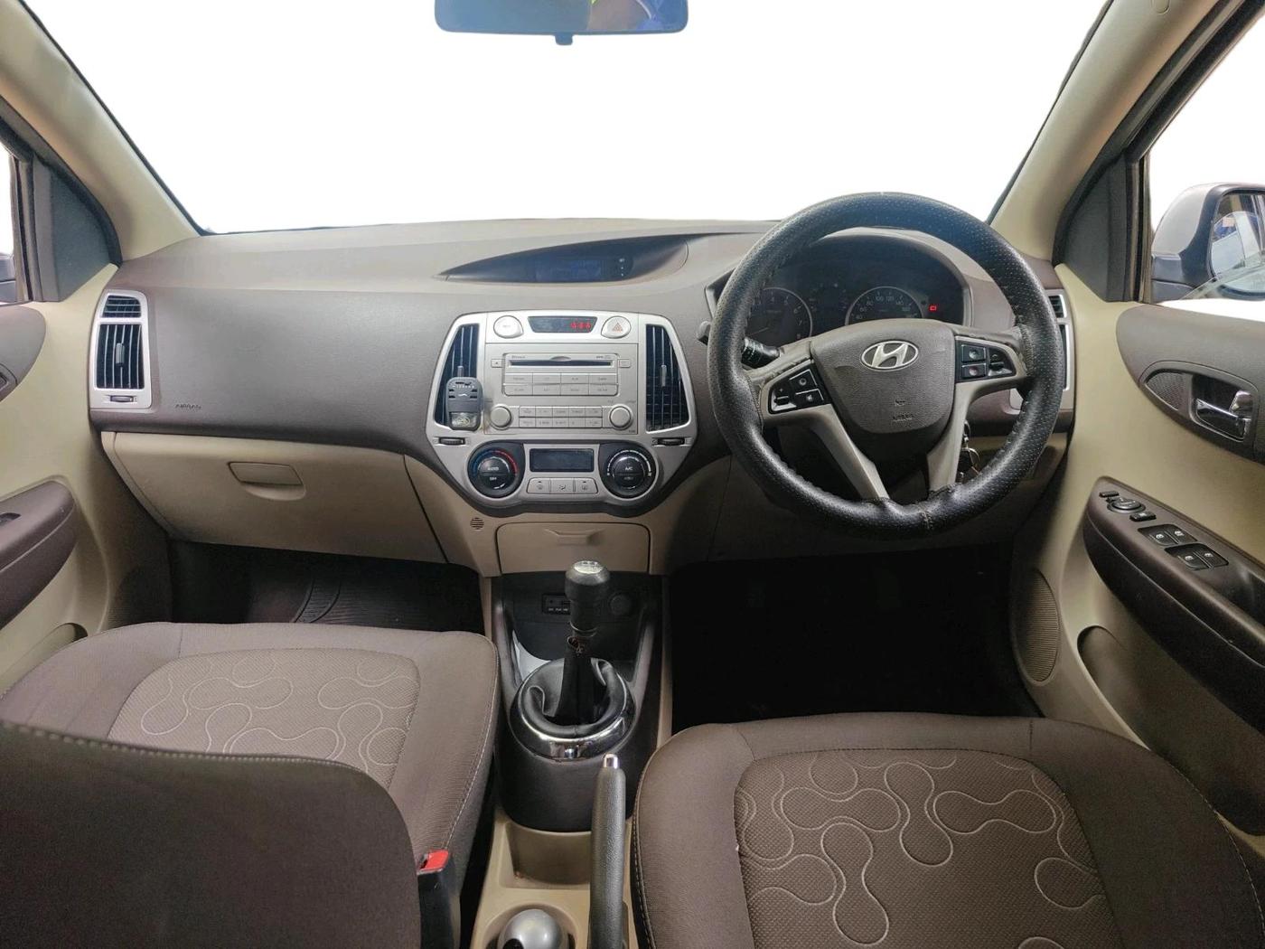 2012 Hyundai i20 ASTA 1.2, Petrol, Manual, 63,213 km, interior