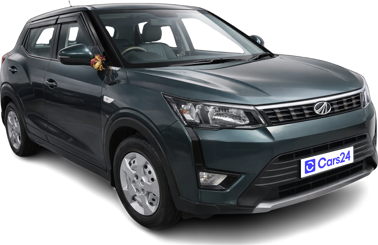 2022 Mahindra XUV300 - SUV - Petrol - Manual - ₹5.95 lakh