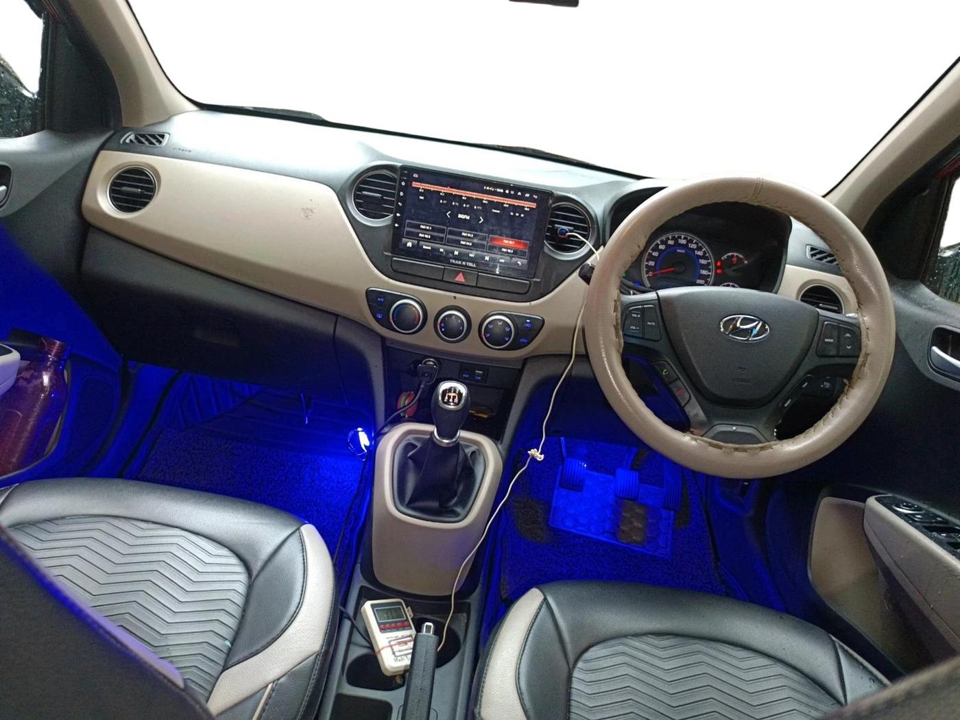 2017 Hyundai Grand i10 SPORTZ 1.2 KAPPA VTVT, Petrol, Manual, 24,210 km, interior