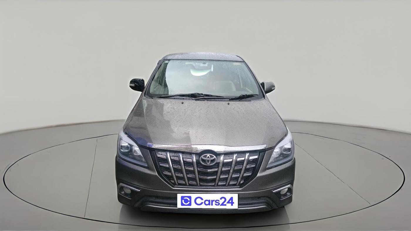 2015 Toyota Innova 2.5 VX 7 STR, Diesel, Manual, 1,84,629 km, exterior