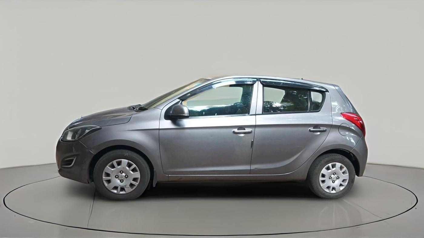 2013 Hyundai i20 MAGNA 1.4 CRDI, Diesel, Manual, 1,40,576 km, exterior