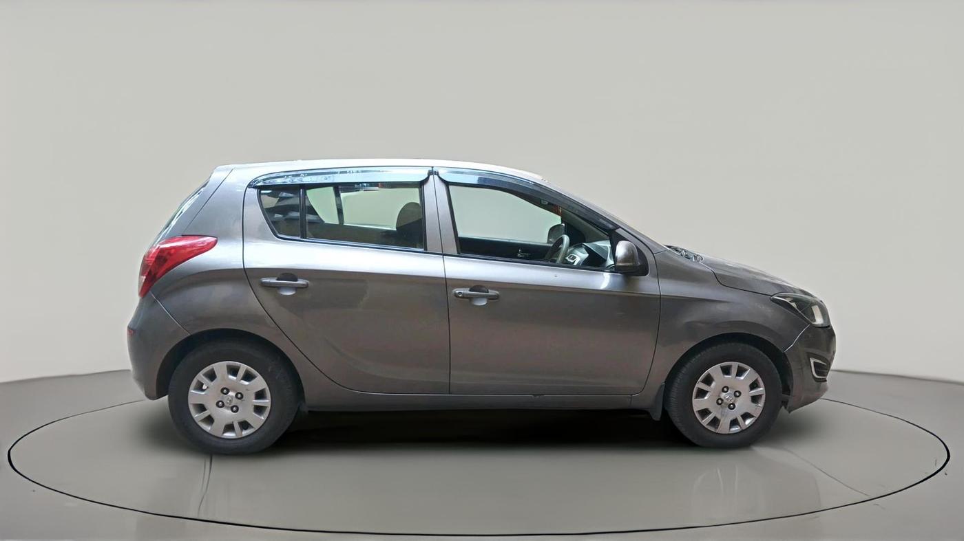 2013 Hyundai i20 MAGNA 1.4 CRDI, Diesel, Manual, 1,40,576 km, exterior