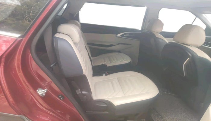 2023 KIA CARENS LUXURY PLUS 1.5 PETROL DCT 7 STR, Petrol, Automatic, 22,684 km, interior