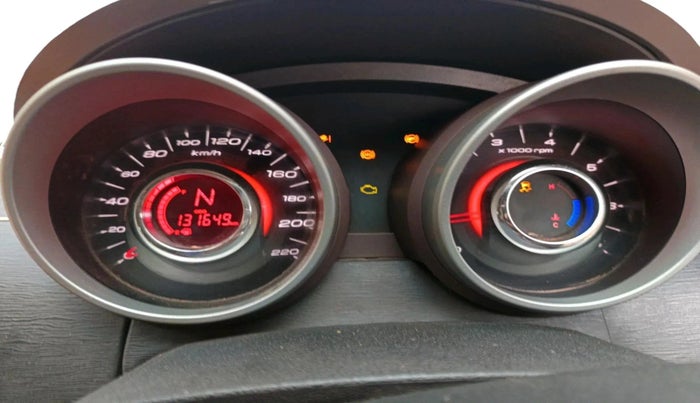 2013 Mahindra XUV500 W8, Diesel, Manual, 1,31,649 km, interior