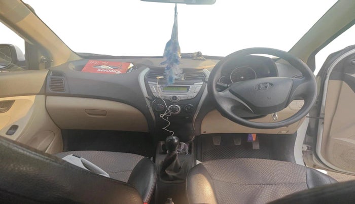 2014 Hyundai Eon MAGNA +, Petrol, Manual, 1,02,696 km, interior