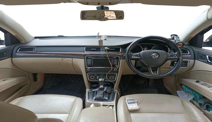 2015 Skoda Superb ELEGANCE 1.8 TSI AT, Petrol, Automatic, 98,983 km, interior