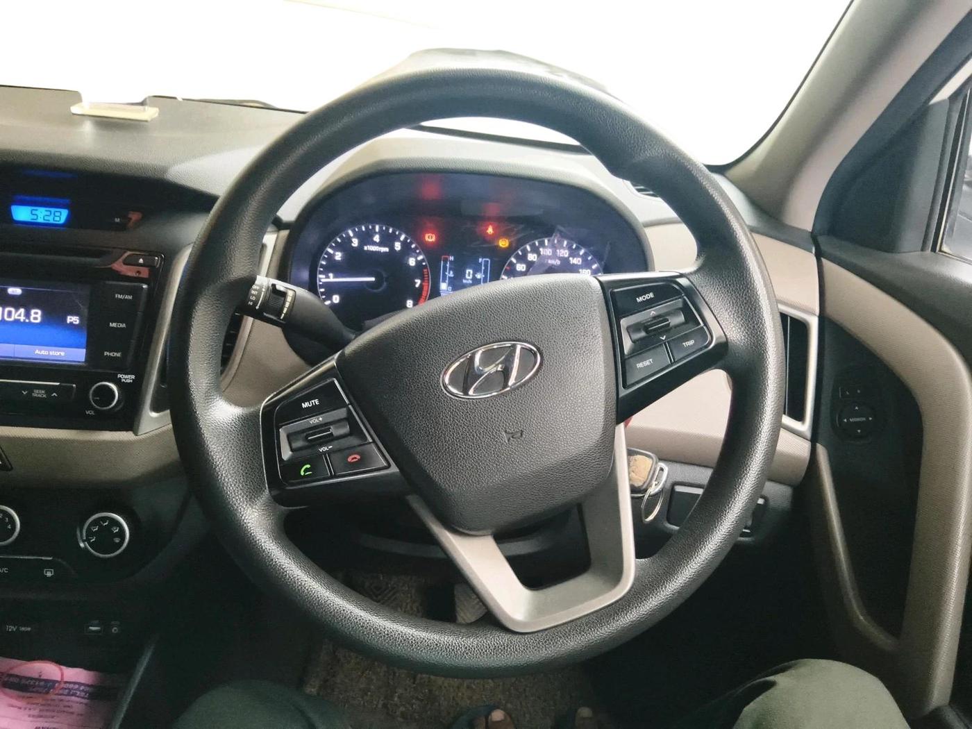 2015 Hyundai Creta  SX 1.6 Petrol , Petrol, Manual, 18,223 km, interior