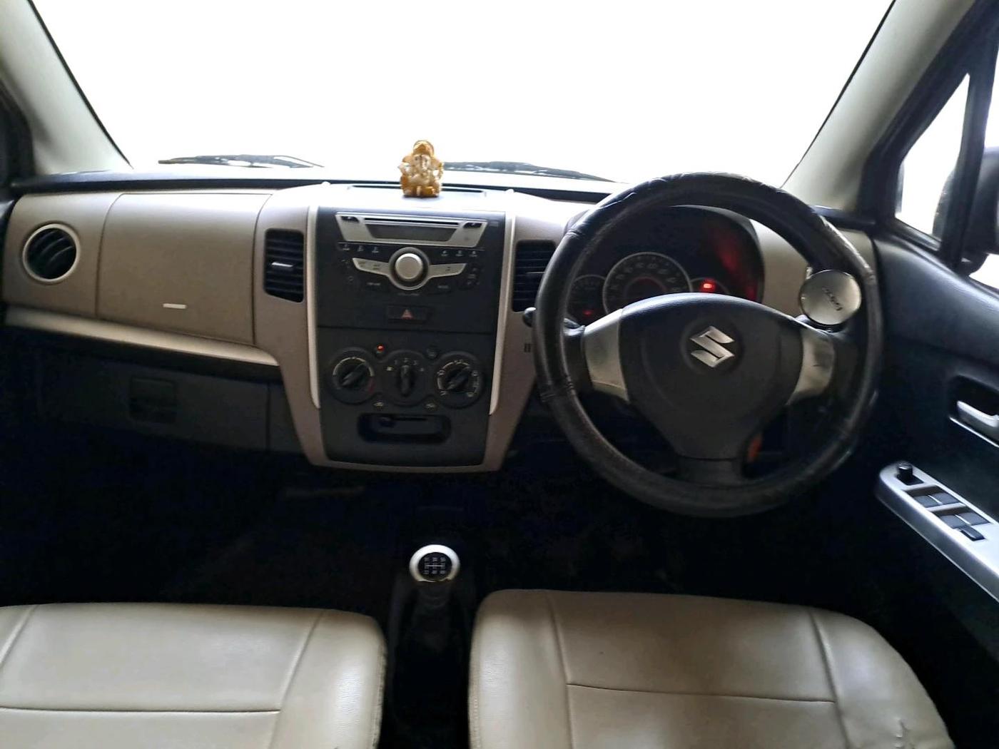 2013 Maruti Wagon R 1.0 VXI, Petrol, Manual, 1,17,593 km, interior
