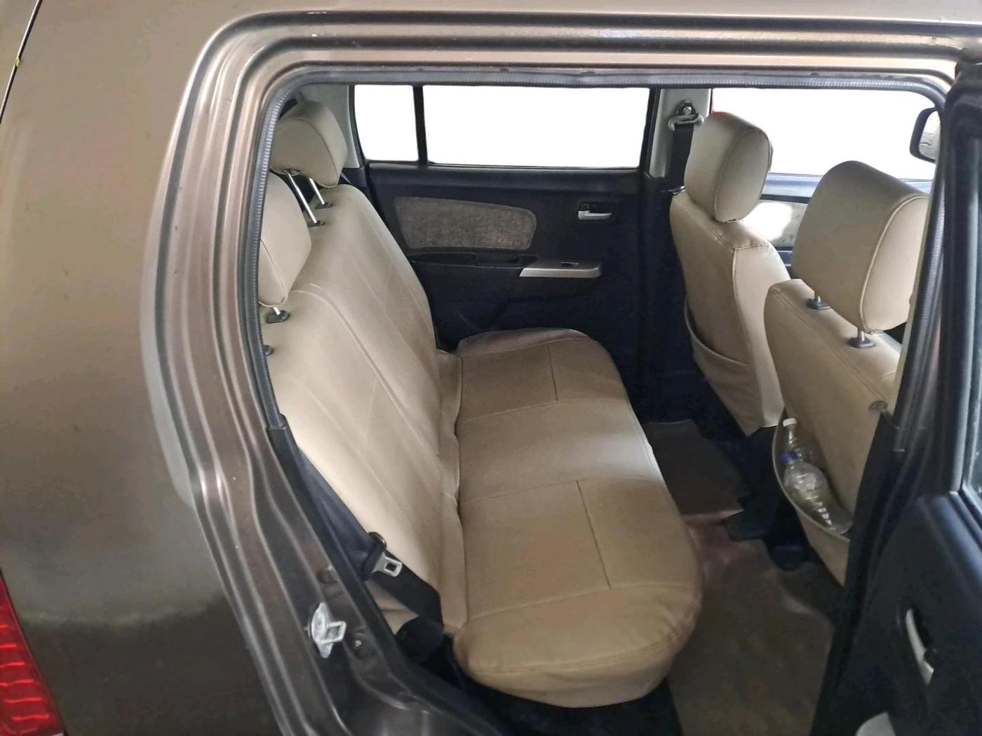 2013 Maruti Wagon R 1.0 VXI, Petrol, Manual, 1,17,593 km, interior