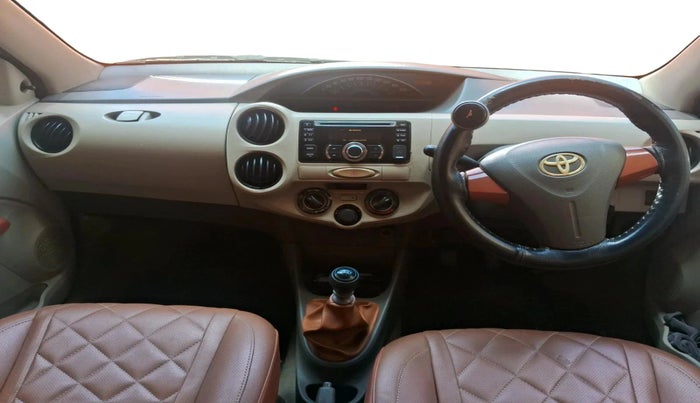 2013 Toyota Etios GD, Diesel, Manual, 76,887 km, interior