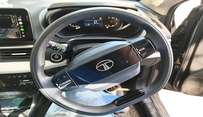 2025 Tata NEXON Creative Plus S CNG, CNG, Manual, 15,123 km, interior