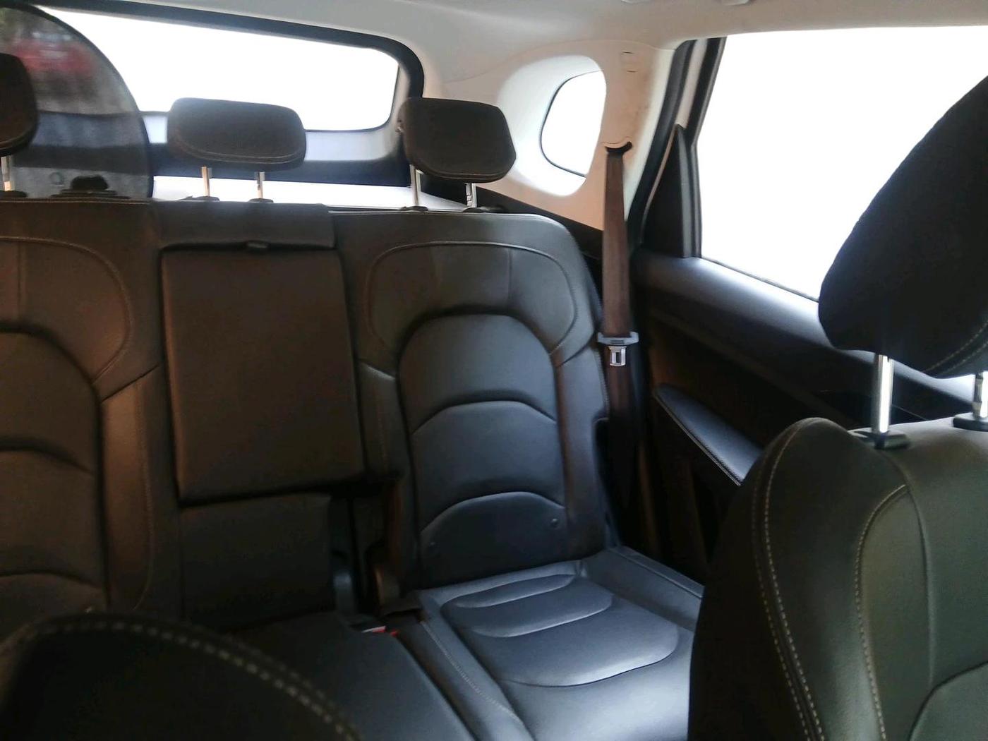 2019 MG HECTOR SHARP HYBRID 1.5 PETROL, Petrol, Manual, 35,600 km, interior
