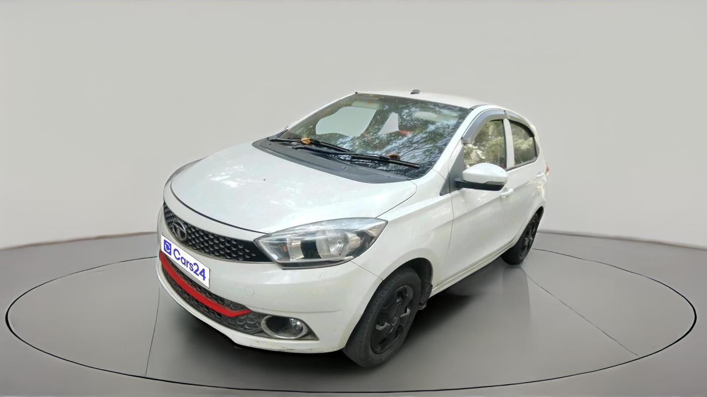 2017 Tata Tiago XZ PETROL, Petrol, Manual, 33,378 km, exterior