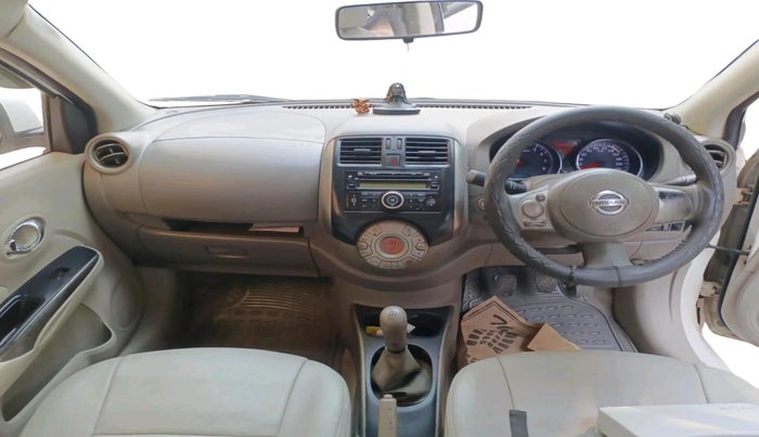 2011 Nissan Sunny XV PETROL, Petrol, Manual, 68,998 km, interior