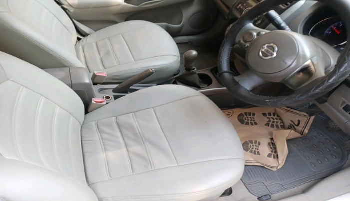 2011 Nissan Sunny XV PETROL, Petrol, Manual, 68,998 km, interior