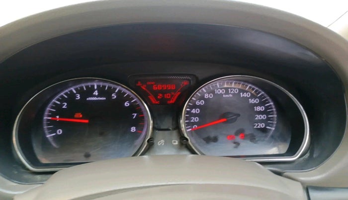 2011 Nissan Sunny XV PETROL, Petrol, Manual, 68,998 km, interior