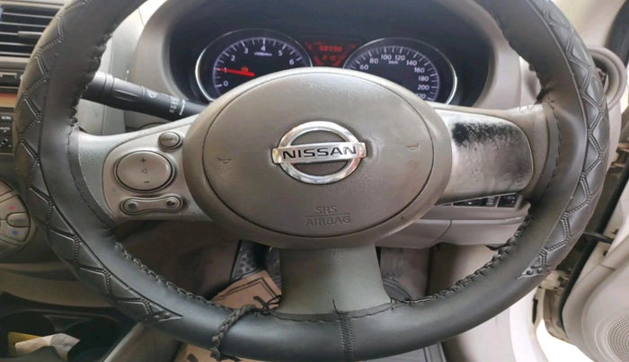 2011 Nissan Sunny XV PETROL, Petrol, Manual, 68,998 km, interior