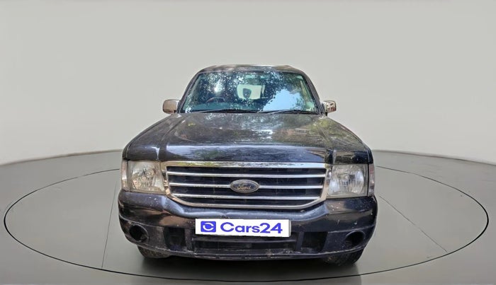 2004 Ford Endeavour XLT 4X2 MT, Diesel, Manual, 98,416 km, exterior