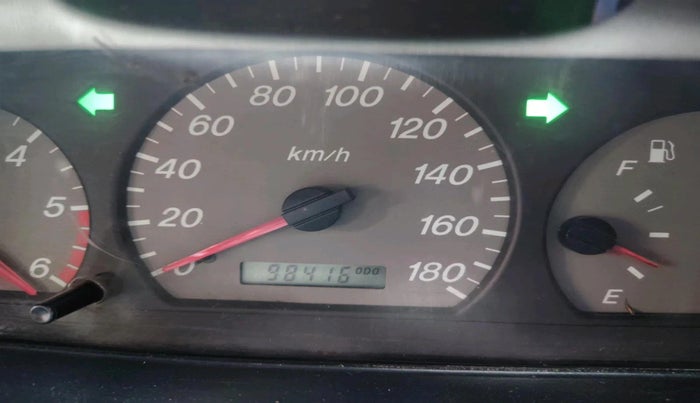 2004 Ford Endeavour XLT 4X2 MT, Diesel, Manual, 98,416 km, interior