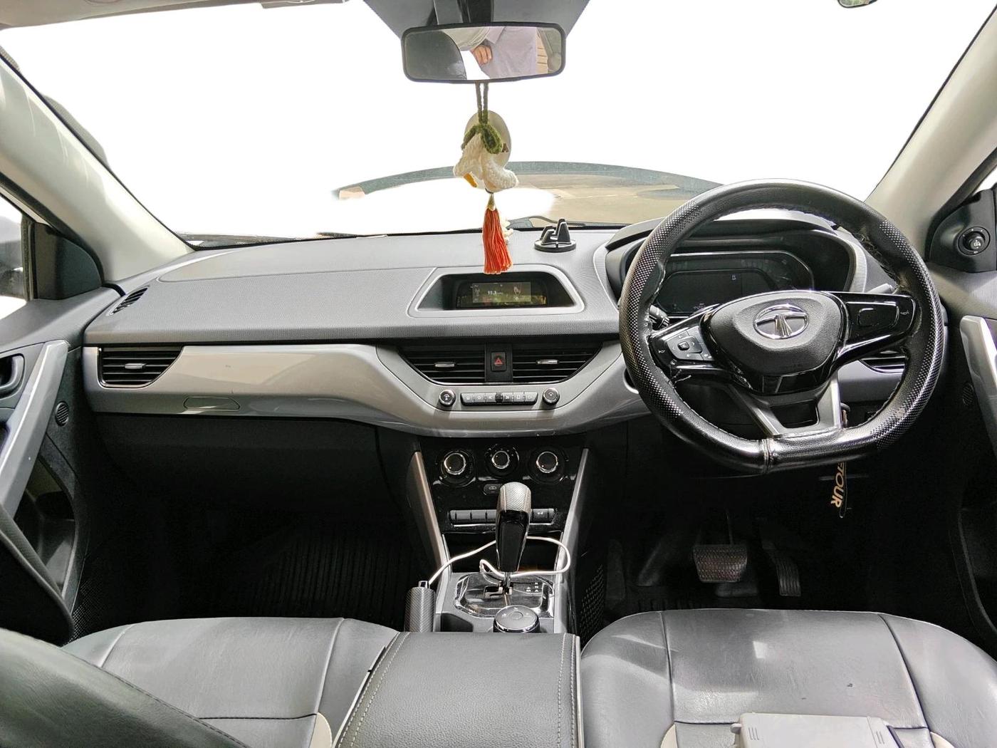 2021 Tata NEXON XMA SUNROOF PETROL, Petrol, Automatic, 44,222 km, interior
