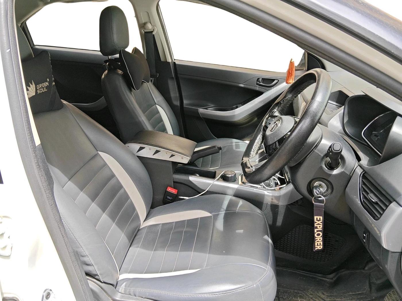 2021 Tata NEXON XMA SUNROOF PETROL, Petrol, Automatic, 44,222 km, interior