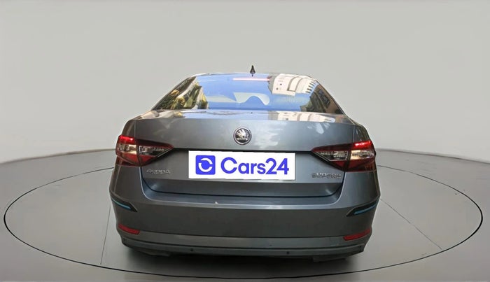 2016 Skoda Superb L&K 1.8 TSI AT, Petrol, Automatic, 50,816 km, exterior