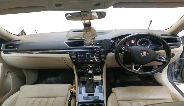 2016 Skoda Superb L&K 1.8 TSI AT, Petrol, Automatic, 50,816 km, interior