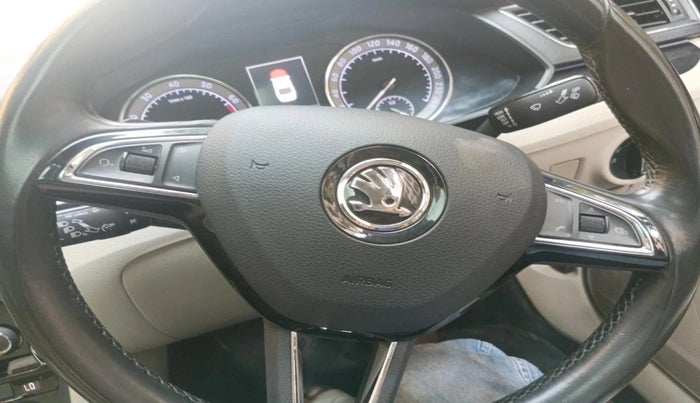 2016 Skoda Superb L&K 1.8 TSI AT, Petrol, Automatic, 50,816 km, interior