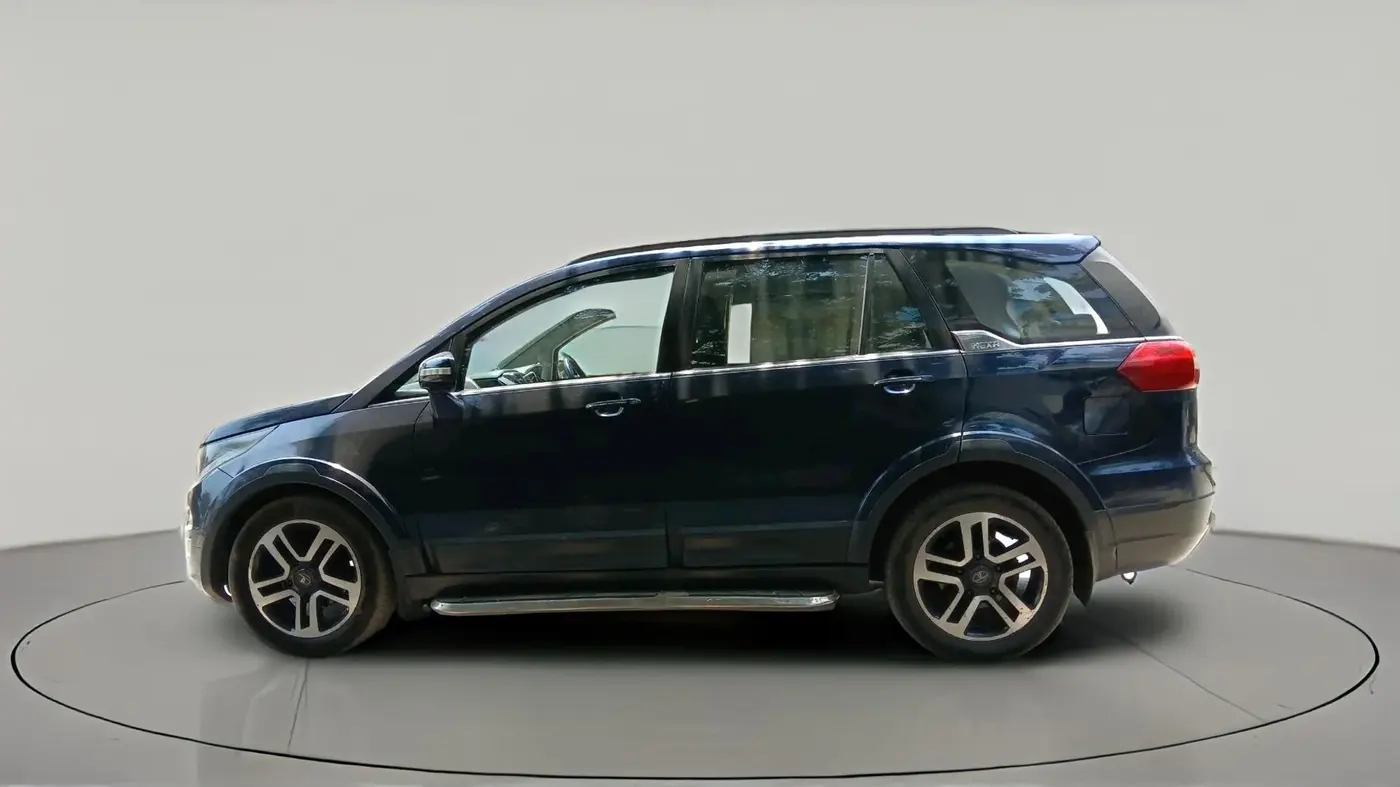 2017 Tata Hexa XT 4X2 7 STR, Diesel, Manual, 1,62,000 km, exterior